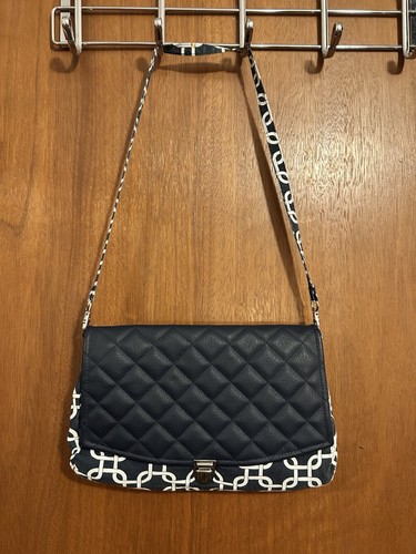 Navy white quilted flap - quilted,