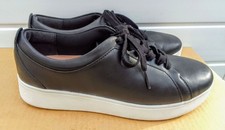 FITFLOP SIZE 5.5 BLACK LEATHER