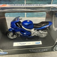 Triumph  TT600.  1:18 Scale