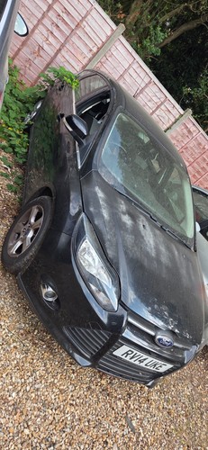 Breaking 2014 ford focus zetec - breaking,