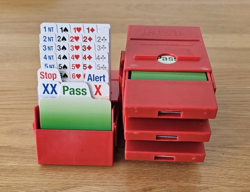 Bridge bidding boxes danish - bridge,