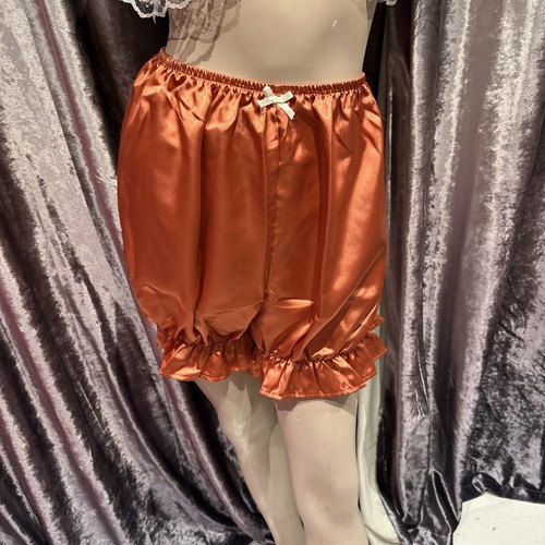 Sissy red shorts silky satin - red,