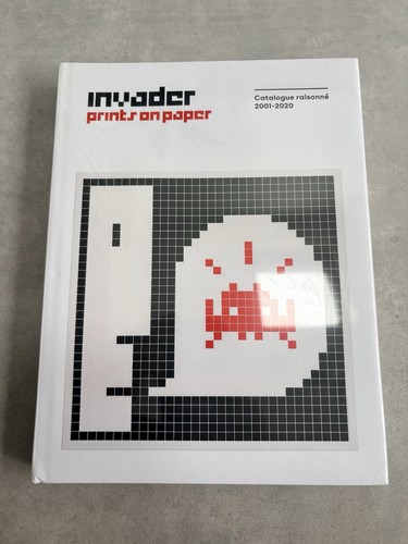 Space invader prints - space,
