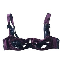 Ann Summers x Giles Deacon ‘Georgette’ cut out peephole bra size M(32D/DD-34C/D)