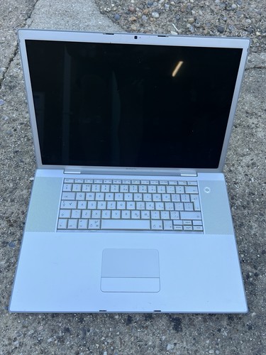 Apple macbook pro - pro, 17