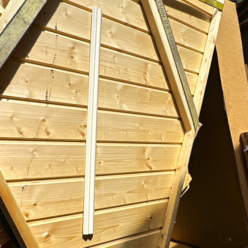 Corner post 625 - b&q, wall