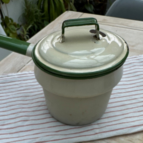 Cream green enamel saucepan - cream/green,