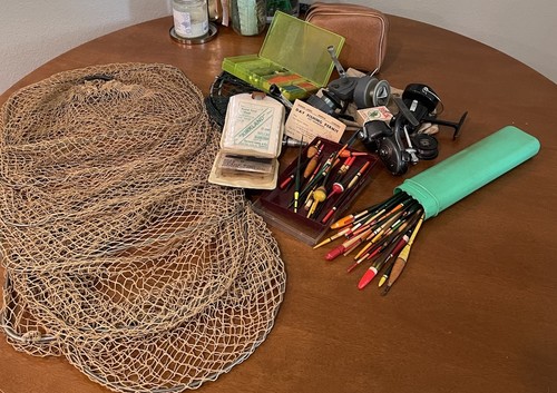 Vintage fishing tackle lot - vintage,