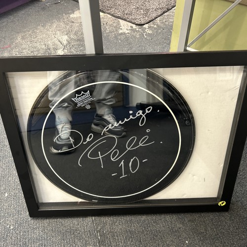 Soccer great pele autographed - pele,