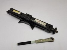 2006 ON LDV MAXUS VEHICLE JACK 010201