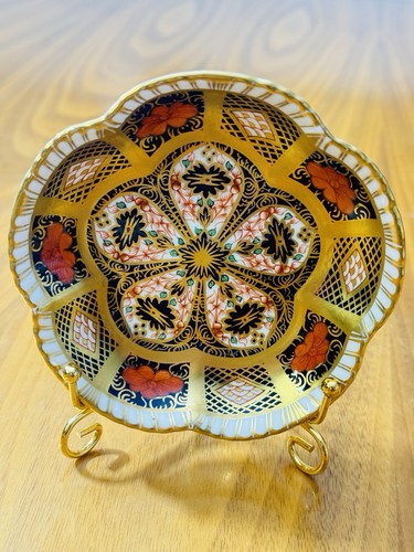 Royal crown derby - old, imari