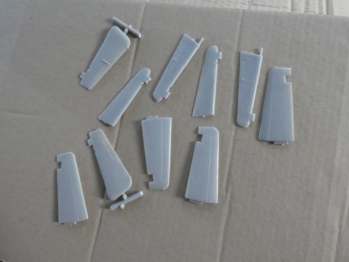 Airfix 51d mustang 24 - mustang, tail