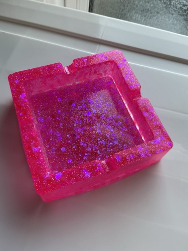 Hot pink very glittering - hot,