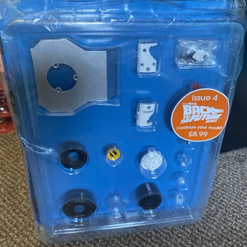 Eaglemoss build the back - the,