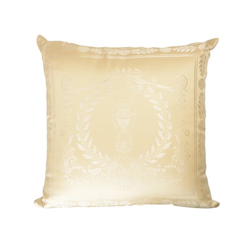 Versace damask pattern 100 - versace,