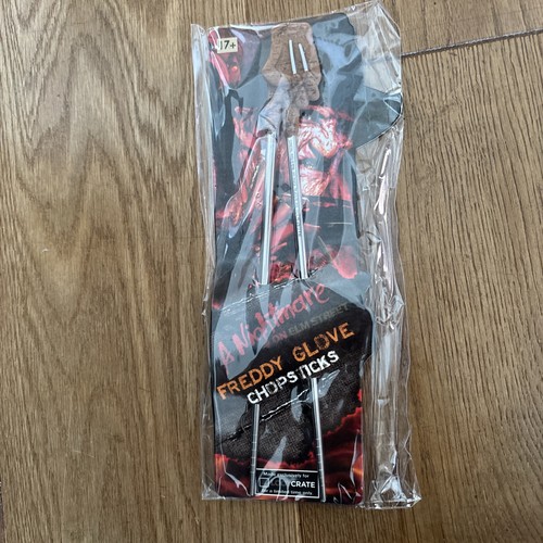 Lootcrate freddy krueger glove - freddy,