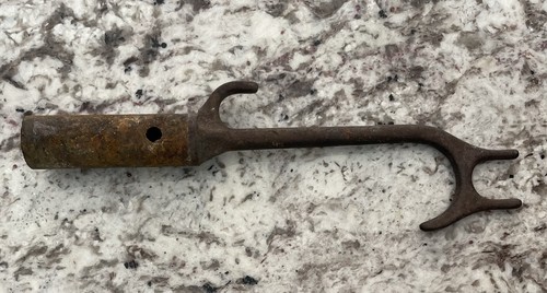 Antique window latch unlocking - antique,