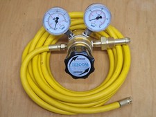 Tescom Nitrogen Regulator with 2x Gauges (4000 & 30 PSI) & Hose - Read Desc