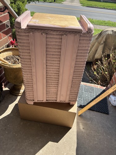 Vintage loom wicker laundry - wicker,