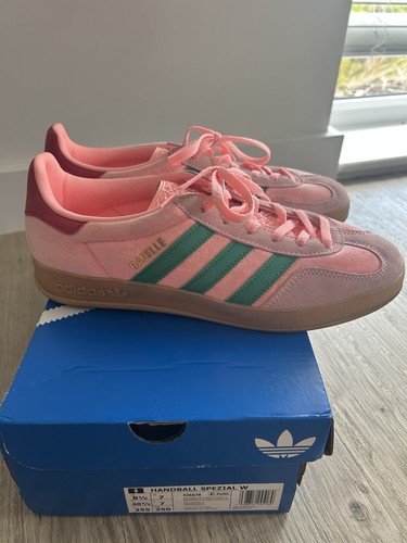 Women adidas gazelle - women’s,