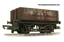 Hornby 5 Plank BR / PO Arnolds