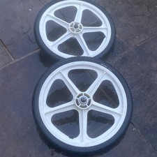 Og Skyways White In Colour Run