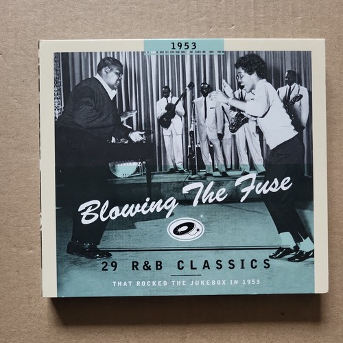 Various artists blowing - artists, the