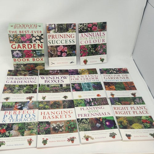 The best ever garden book - garden, box