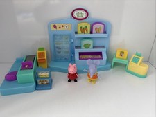 Peppa Pig Figures Shop Set