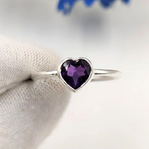 Heart shape amethyst - 1.50, ct