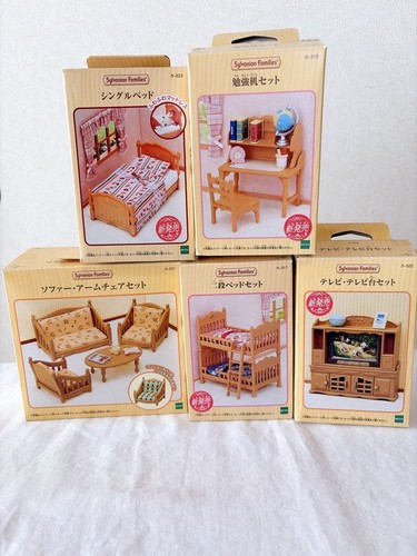 Sylvanian families study desk - families,
