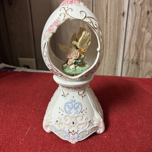Vintage porcelain egg wind - vintage,