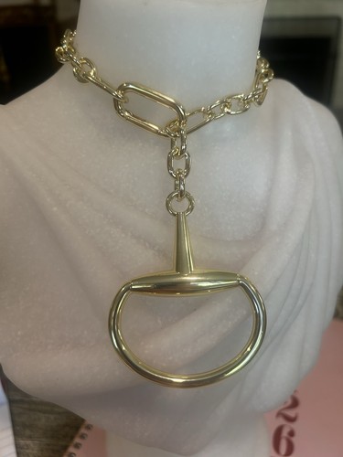Gorgeous large gold tone - gorgeous,