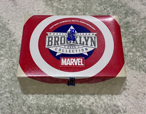 Topps 2025 marvel captain - topps,