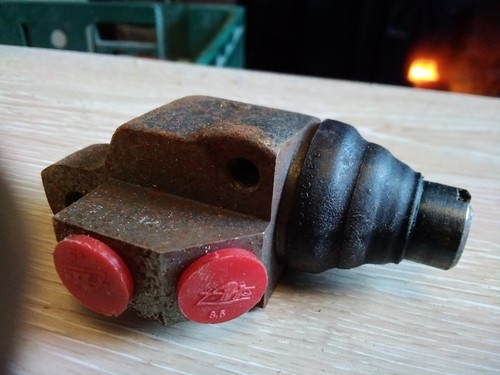 Brake cylinder front left - brake,