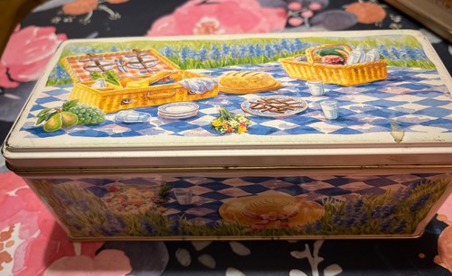 Vintage tin cadburys chocolate - vintage,