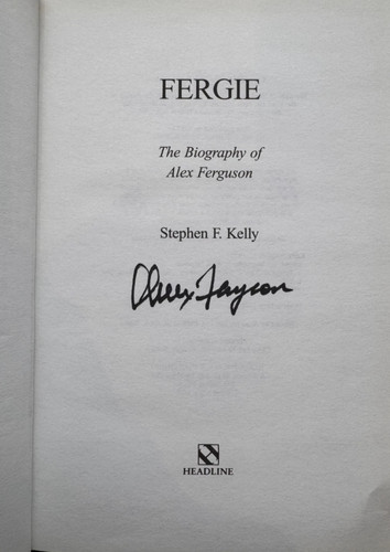 Sir alex ferguson hand - hand, signed