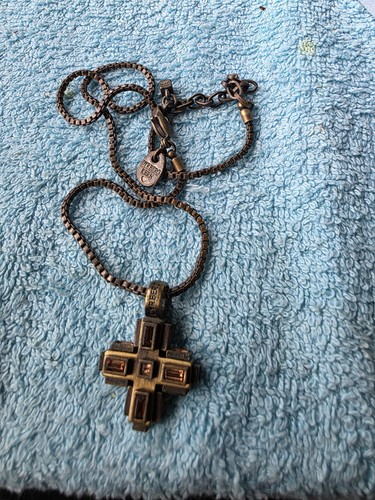 This dyrberg kern - is, cross