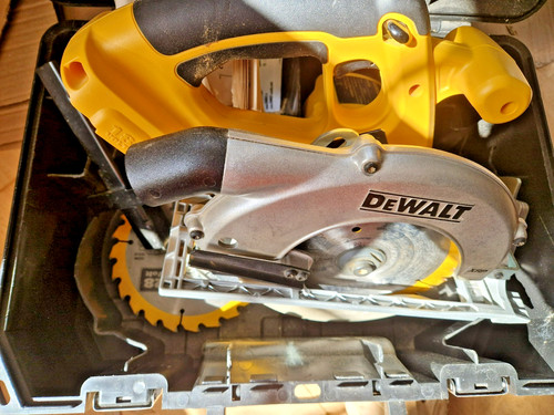 Dewalt cordless dc390 circular - cordless,