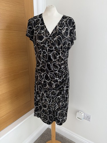 Joseph ribkoff black circular - joseph,