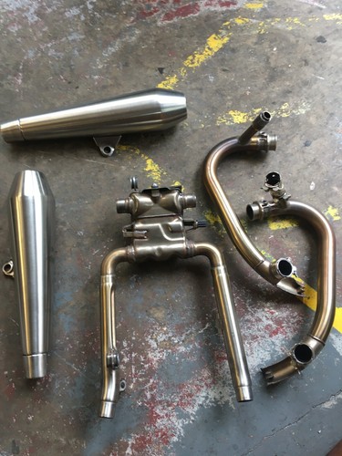 Triumph thruxton 900 oem - triumph,