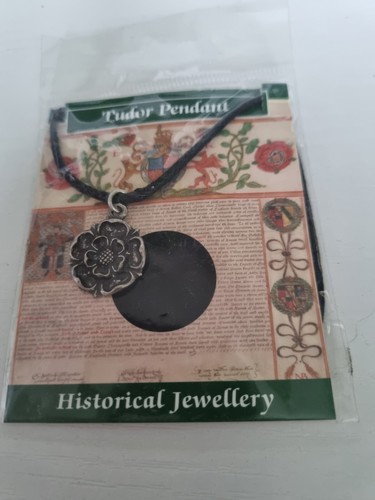 Tudor pendant historical - pendant,
