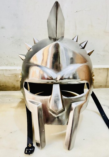 Medieval roman gladiator - roman,