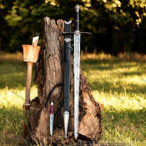 Aragorn strider ranger - strider, sword