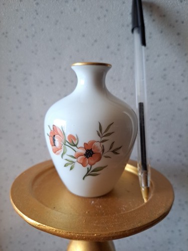 Royal copenhagen miniature - royal,