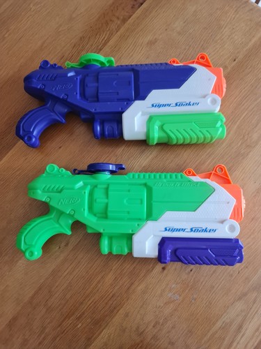 Nerf super soaker - water, x2