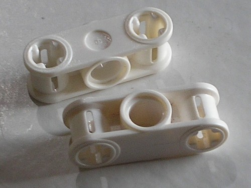 Lego white technic - x, axle