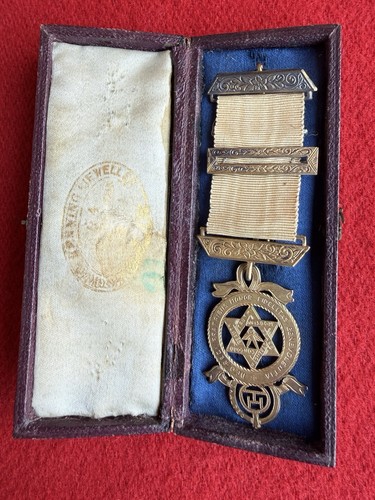 Freemasons royal arch chapter - freemasons,