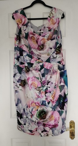 Lipsy vip floral wiggle - lipsy,