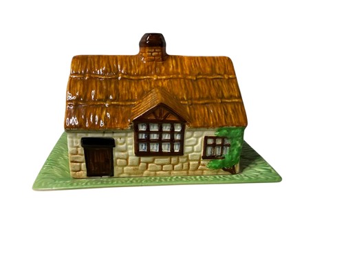Beswick vintage cottage - beswick, ware